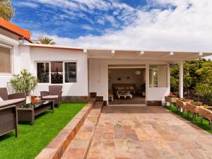 Villa in Spain with Private Pool & Garden