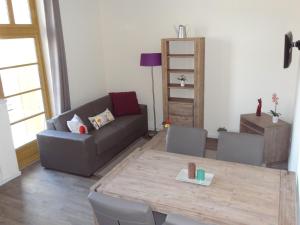 Appartements Nice apartment with dishwasher located among lavender fields : photos des chambres