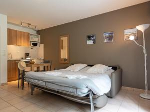 Maisons de vacances Nice studio with included linen package in the Loire : photos des chambres