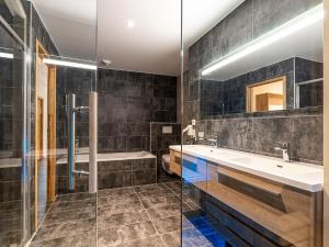 Maisons de vacances Alpine Retreat w Sauna : photos des chambres