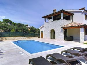 Villa with pool in the south of Istria