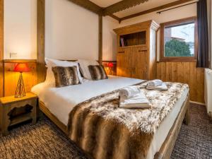 Chalet in Les Arcs 2000 with Pool & Sauna