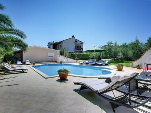 Apartment in Medulin near the Beach