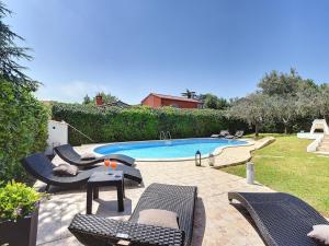 Villa in Medulin with Private Pool