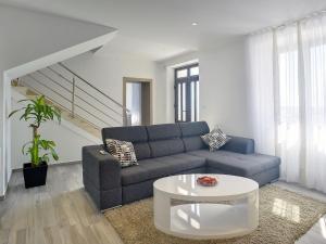 Holiday Home in Li njan near the Beach