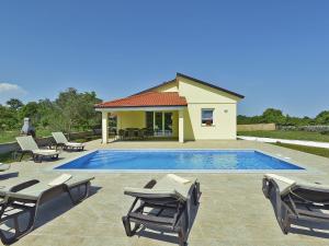 Villa in Marcana with Pool and Adriatic Views