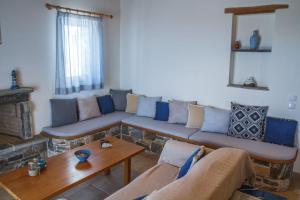 DP Homes Paros