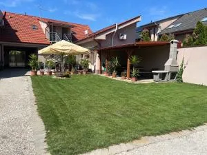 SUNNY Apartman - 什图罗沃