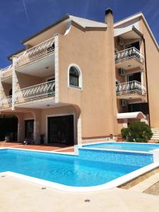 Apartments Majda 