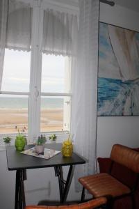 Appartements Au Paradis de la Mer A 10m de la mer : photos des chambres