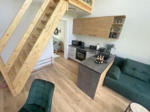 Zielona Ostoja - domek z prywatnym pomostem przy Obrzycy