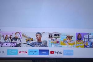 2-BR COZY condo 200mbpsFiberWiFiNetflixpoolWFH