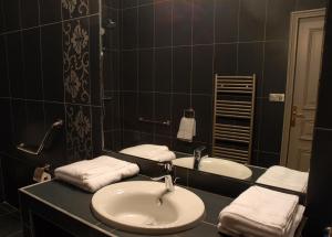 Hotels Le Logis du Pere : Chambre Double Standard