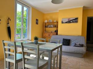 B&B / Chambres d'hotes L'Annexe de Troyes : photos des chambres