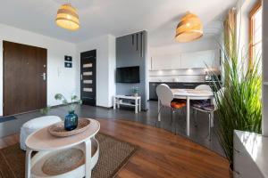 Blue Mare Jagiellońska Kładka przy Morzu i PKP