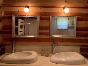 Chalets Hebergement d'exception a Zonza : photos des chambres