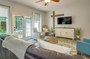 Lynchburg Rental with Deck Near Downtown! - Goode