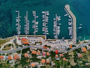 DOCK HOLIDAY - island Rab, Croatia 