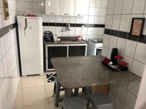 A Passos da Areia Apartamento 2 Quartos no Coração da Badalada Praia do Morro - WiFi Fibra