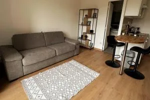 L'escale, Studio proche Gare Melun avec parking privé - Boissettes