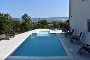 M&M Apartments with pool 