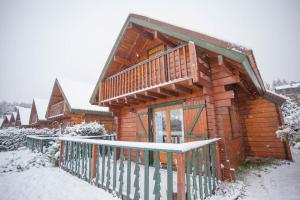 Chalets Chalet pistes 5 mn a pied vue montagne : photos des chambres