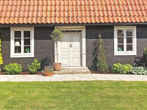 6 person holiday home in KÖPINGSVIK-By Traum