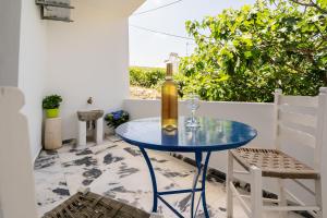 Michaels apartment Filoti