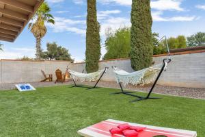 Pool, Fire Pit, Ping-Pong