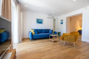 Beachfront Comfort Apartment NIVES