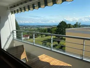 Apartment Bergpanorama mit wunderschönem Alpenpanorama und Indoor-Pool - Oberteuringen