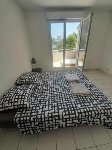 T2 duplex + piscine avec parking