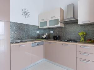 Apartment in Seget Donji with terrace