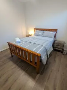 Immaculate 2-Beds Entire House Chermside Brisbane - Albany Creek