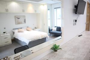 rooms close to central london