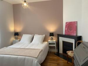 Maison rénovée à Moulins avec jardin et véranda - FR-1-489-469