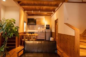 Nakijin Lodge ぺんさじょうやー