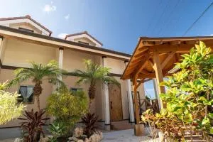 Nakijin Lodge ぺんさじょうやー - Wakukawa