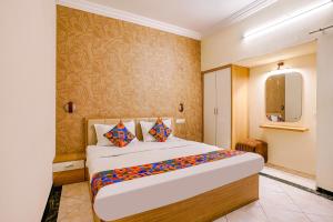 Via Heritage Palace - CIDCO Bus Stand