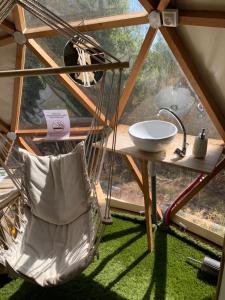 Campings Domaine de la Tuiliere - le dome insolite avec balneo privative : photos des chambres