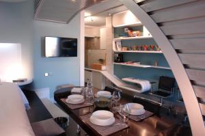 high end suite at the center of Heraklion