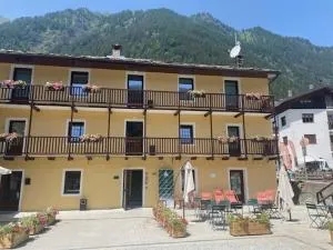 Hotel SALEI - Pinerolo