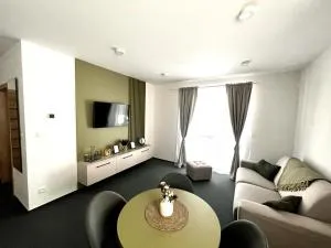 Urban GREEN apartment - Trstené