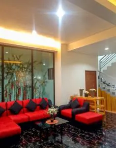 Majestique Hotel Albay Bicol - 董索