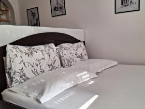 Magda Studio in Berat Center