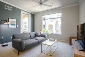 San Mateo 1BR w Pool Gym Parking BBQ SFO-169 - 圣马特奥市