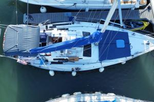 Vacations in a Sailboat