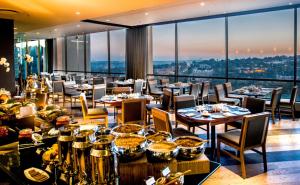 Southern Sun Hyde Park Sandton