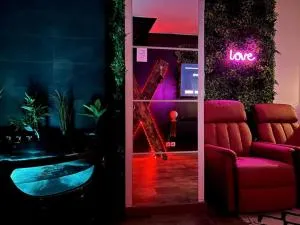 Red love-room / Balnéo & plus ! - Bougligny