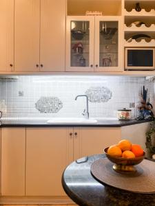 Homevision - Spacious and Warm - Very Central